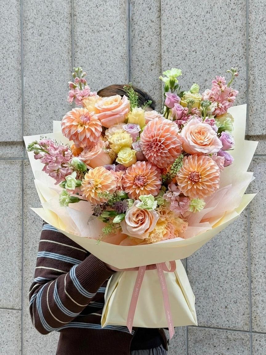 dahlia succulent bouquet Sunset Dahlia – Bouquet Hong Kong | Peach Rose & Dahlia