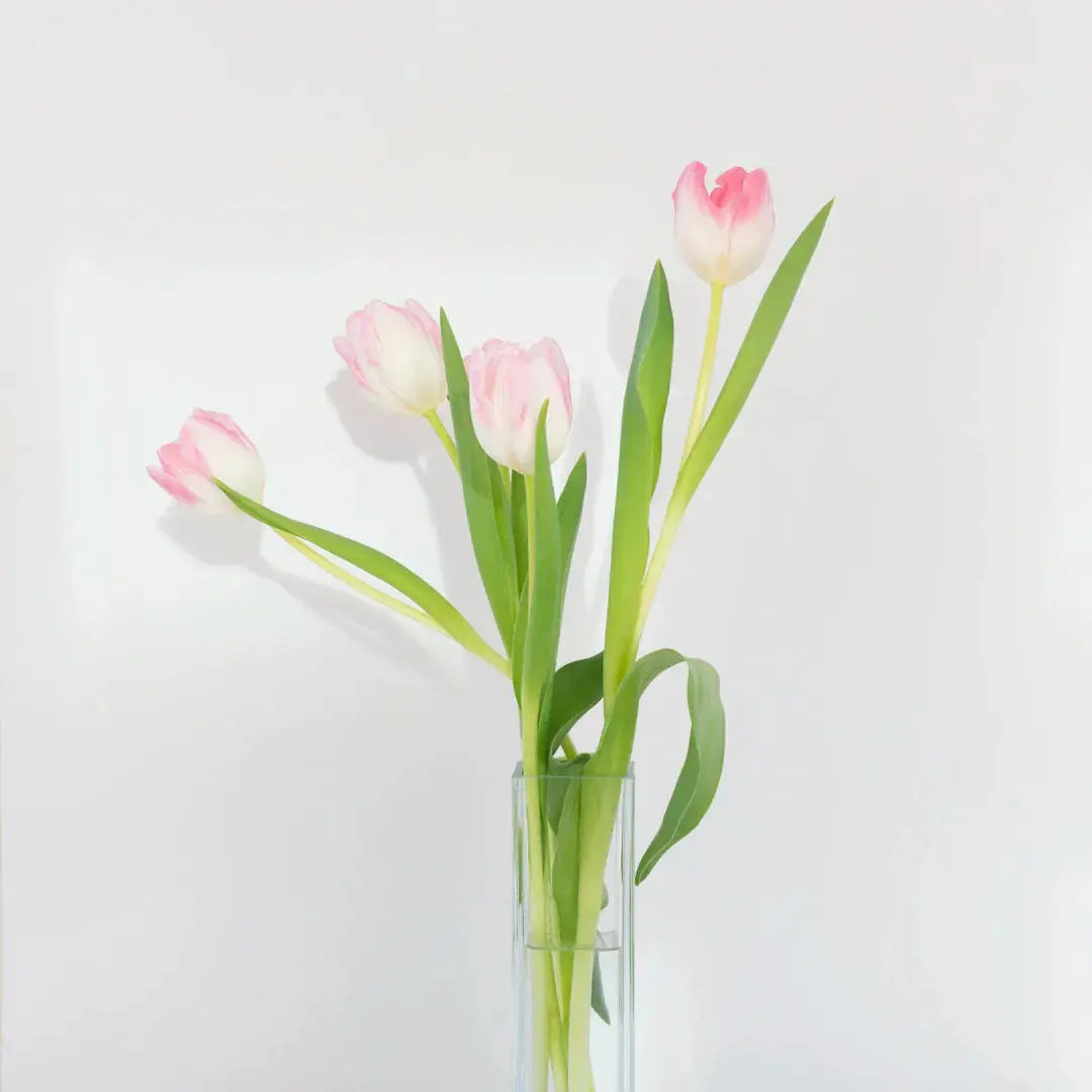 Transform Your Space with Relaxing Flower Arrangements