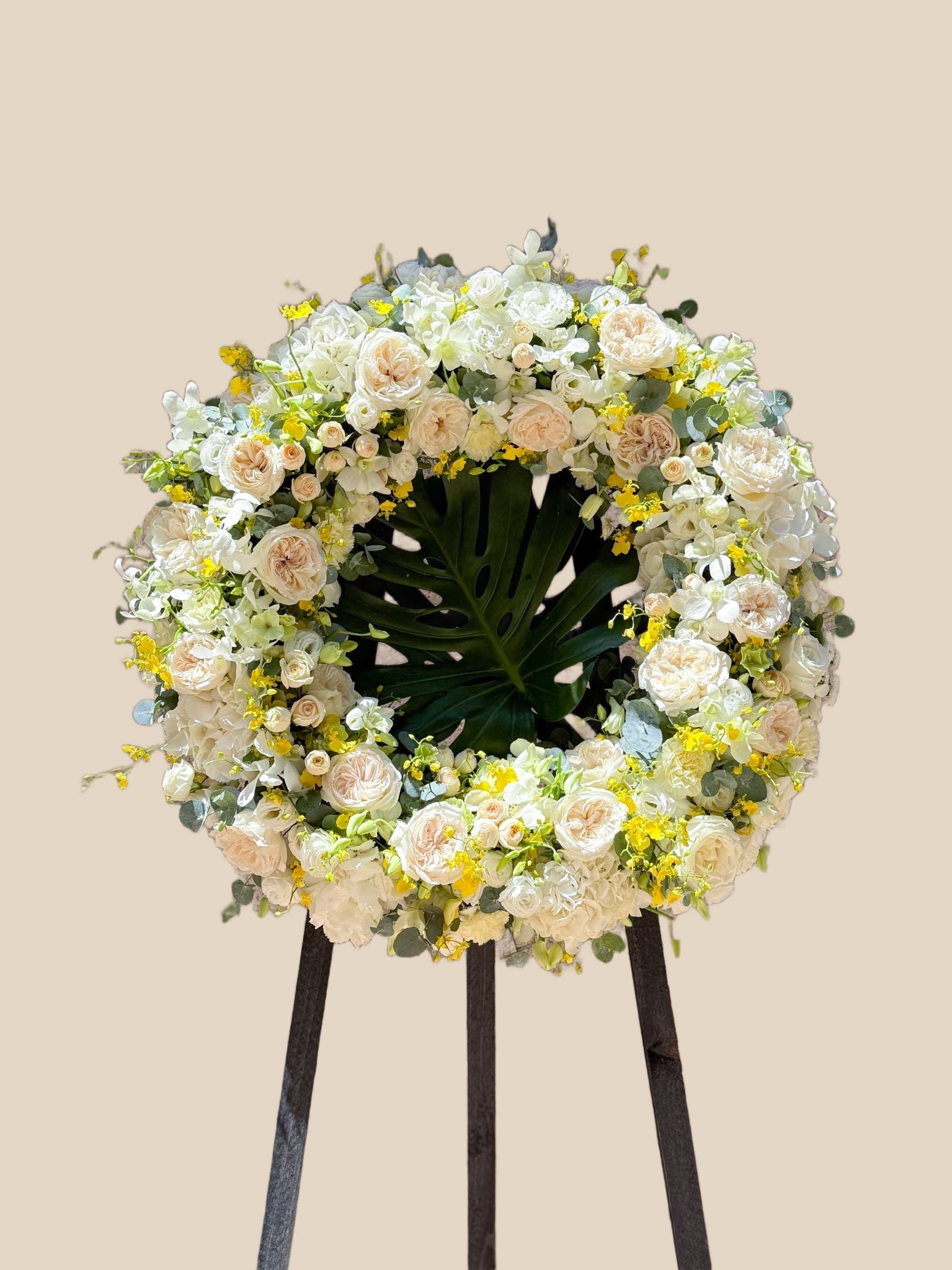 Heavenly Circle Blossom Florist