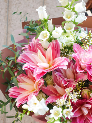 Enamor Blossom Florist